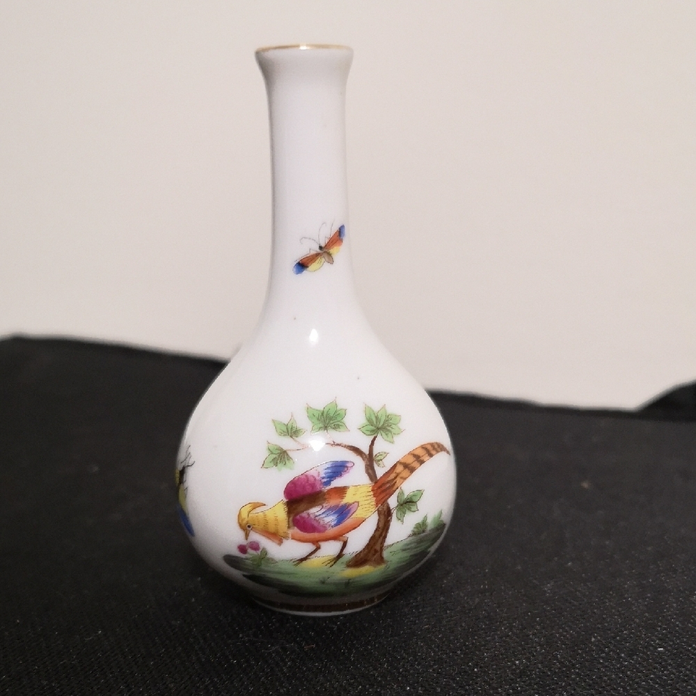 Beautiful Miniature Herend White Vase with Colorful Bird and Butterfly Estate